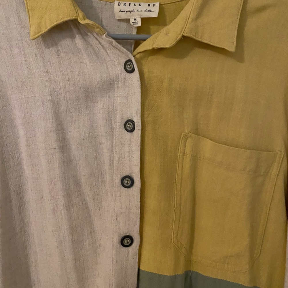 Long Sleeve Colorblock Top - Picture 3 of 3